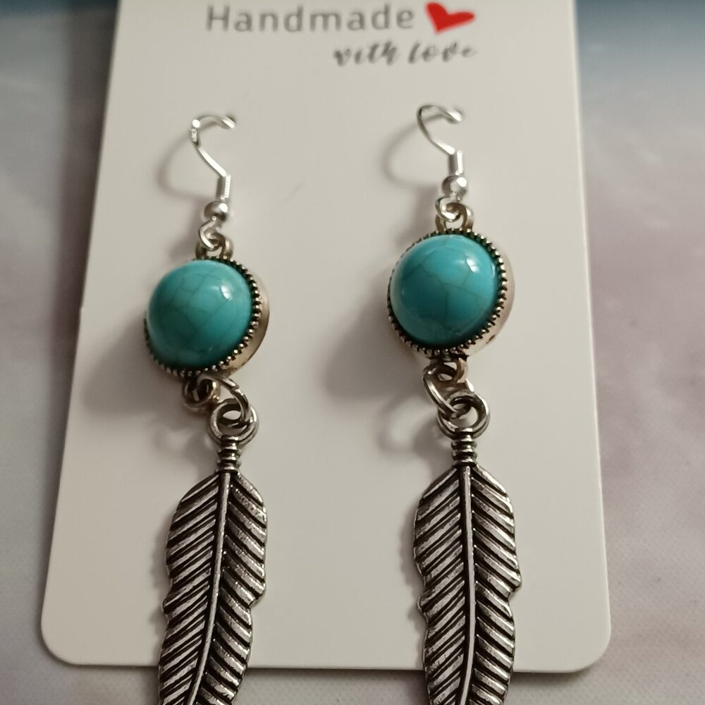 NWT HANDMADE NATIVE AMERICAN LONG BLUE STONE WITH SILVER FEATHER EARRINGS